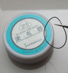 パッキン交換、シリコン塗布